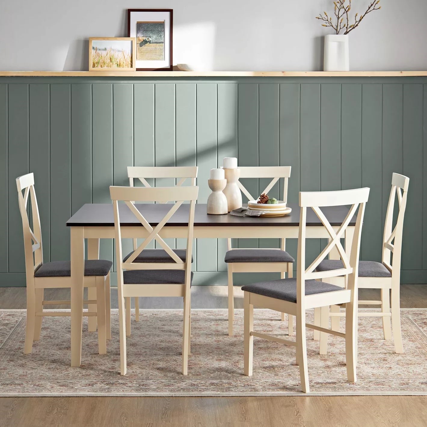 6 seaters dining set 